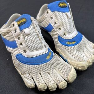 Vibram Mens Five Fingers KSO EVO Shoes Blue White EU 42 US 8.5-9.